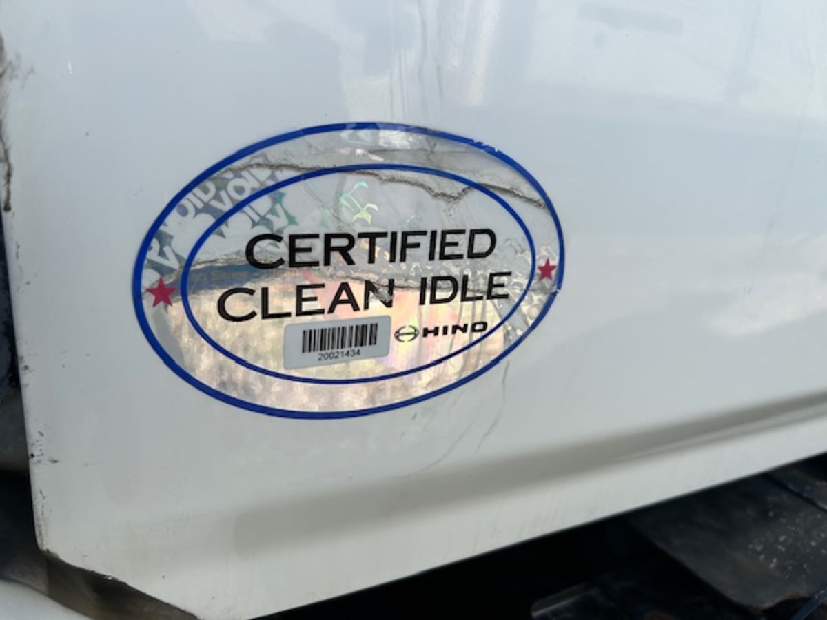 2015 Freightliner/Mercedes 108SD 305405