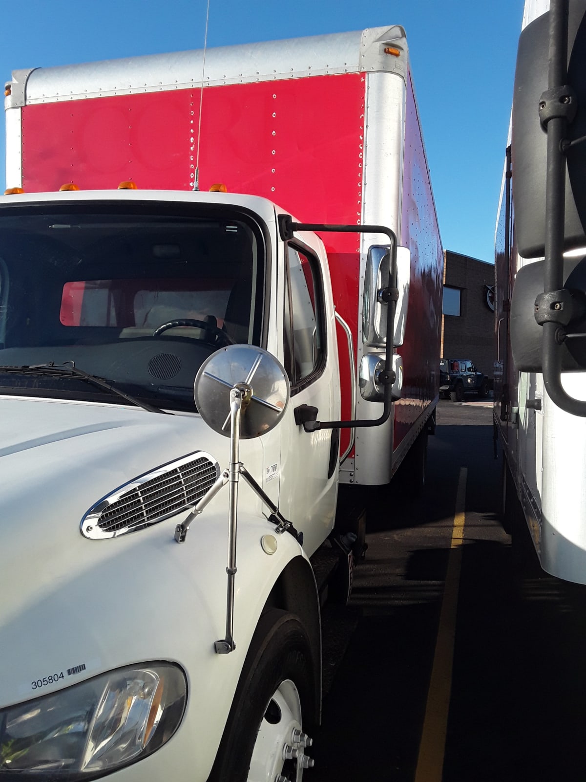 2015 Freightliner/Mercedes M2 106 305804