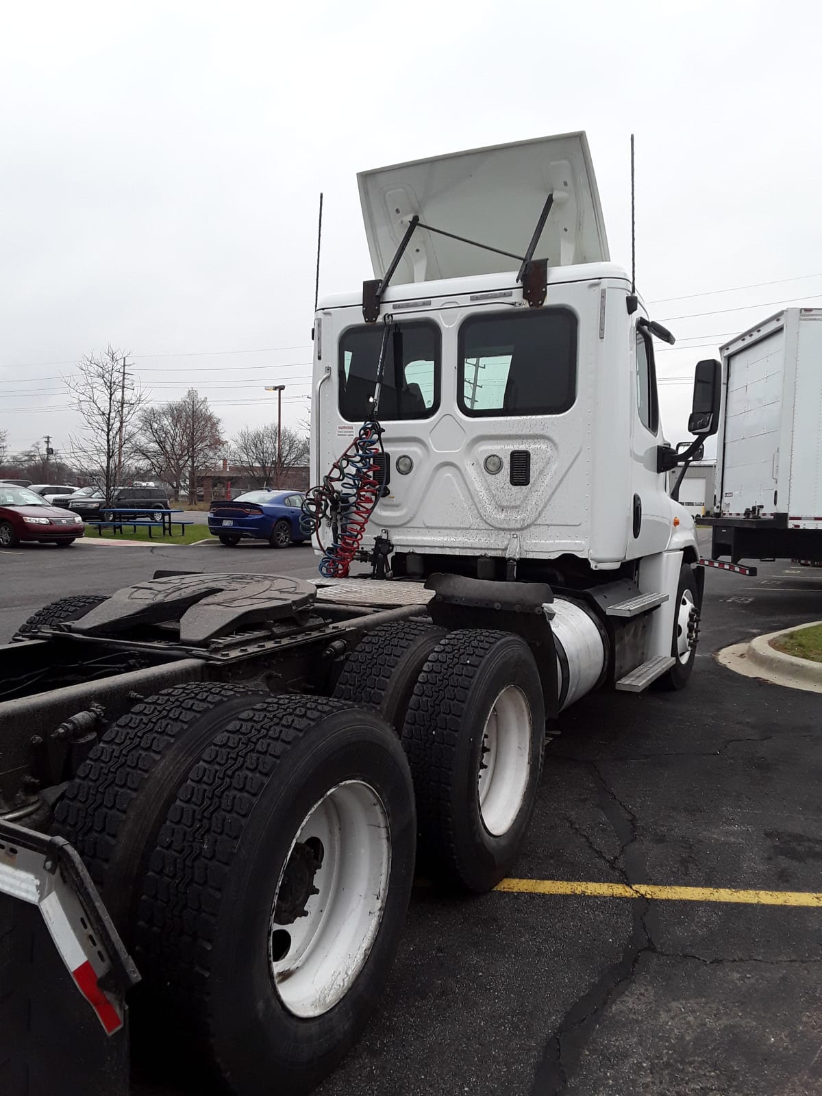 2015 Freightliner/Mercedes CASCADIA 125 308006