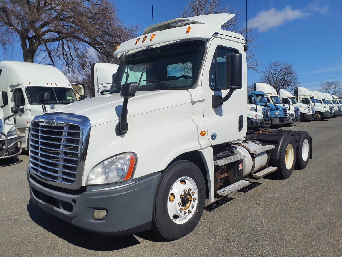 2015 Freightliner/Mercedes CASCADIA 125 308613