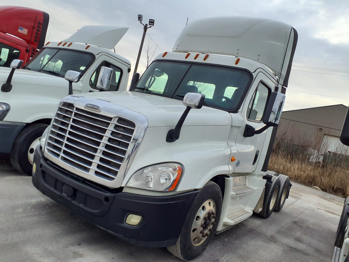 2015 Freightliner/Mercedes CASCADIA 125 308958