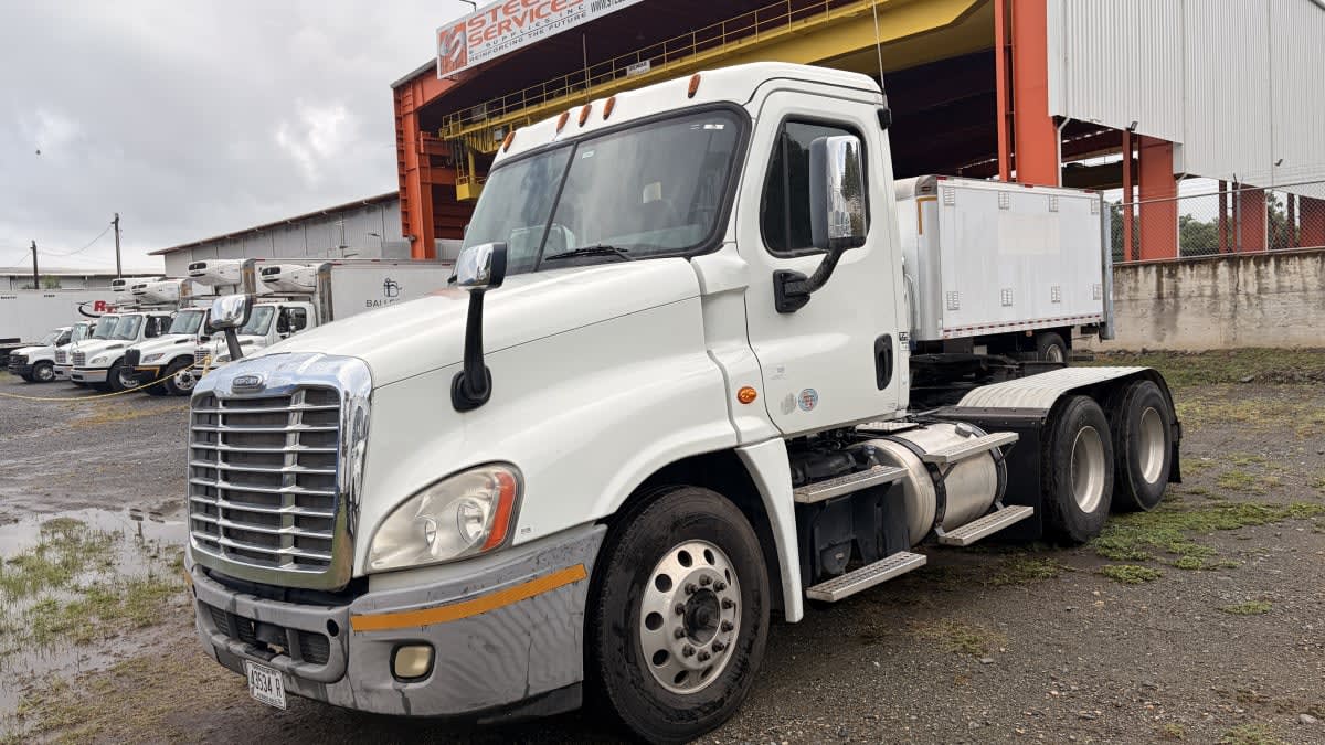 2015 Freightliner Cascadia in Toa Baja, Puerto Rico