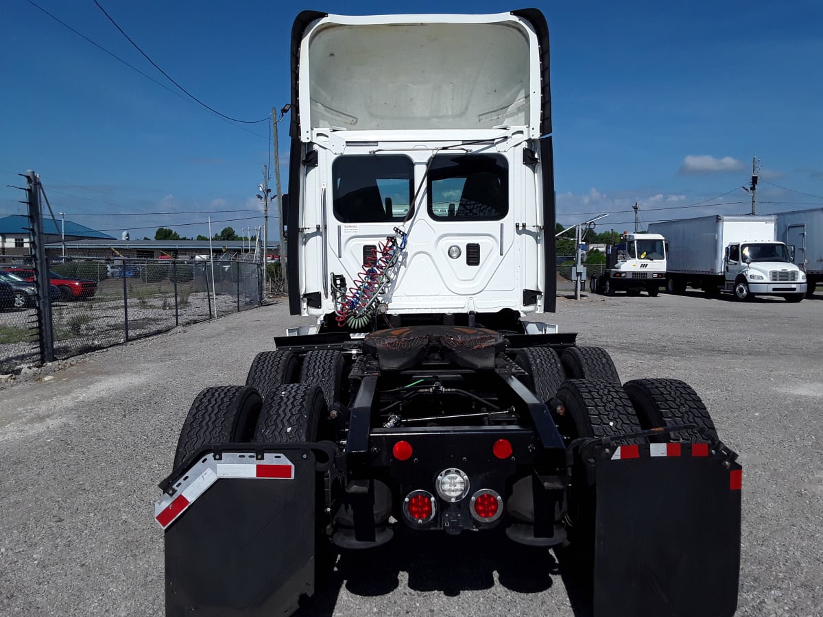 2015 Freightliner/Mercedes CASCADIA 125 309335