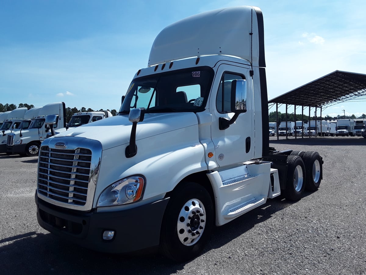 2015 Freightliner/Mercedes CASCADIA 125 309335