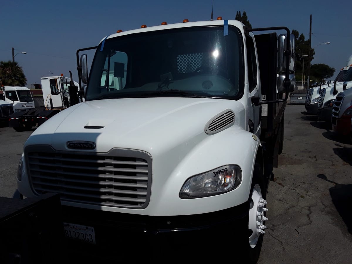 2015 Freightliner/Mercedes M2 106 309627