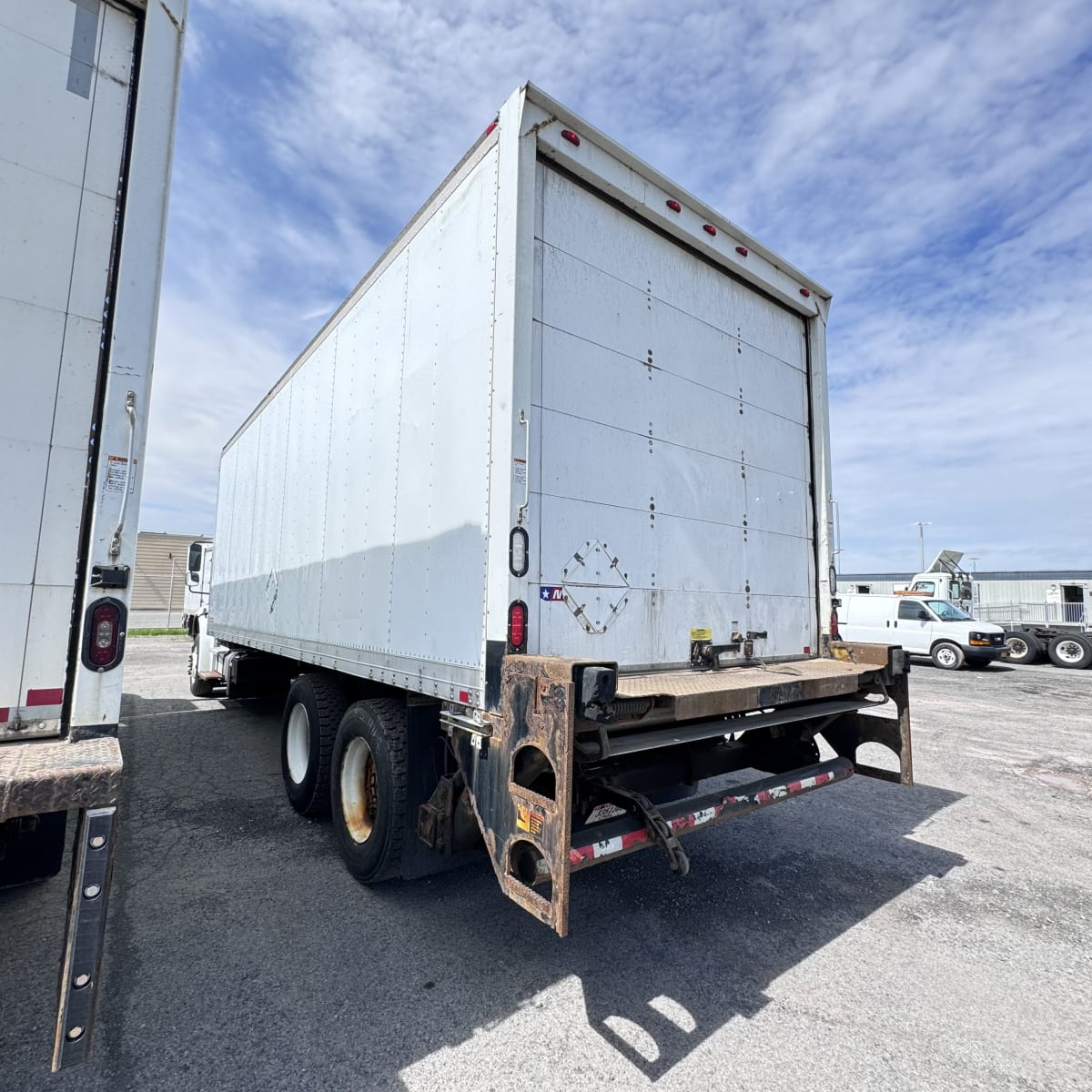 2015 Freightliner/Mercedes M2 106 309713