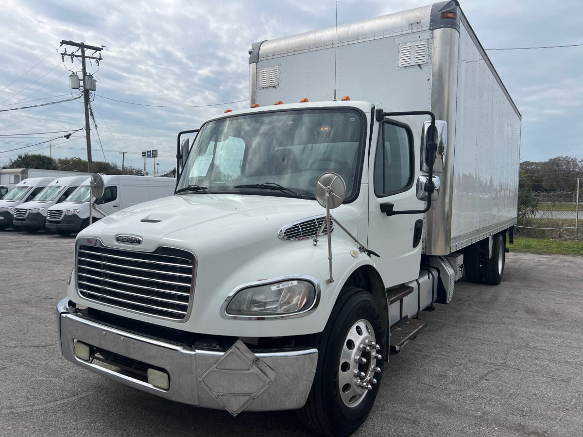 2015 Freightliner/Mercedes M2 106 309916