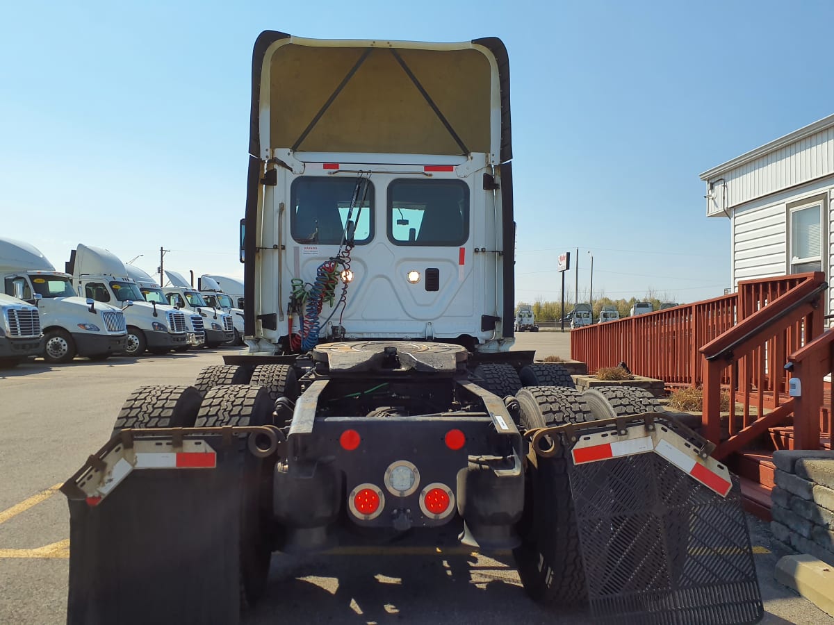 2015 Freightliner/Mercedes CASCADIA 125 310112