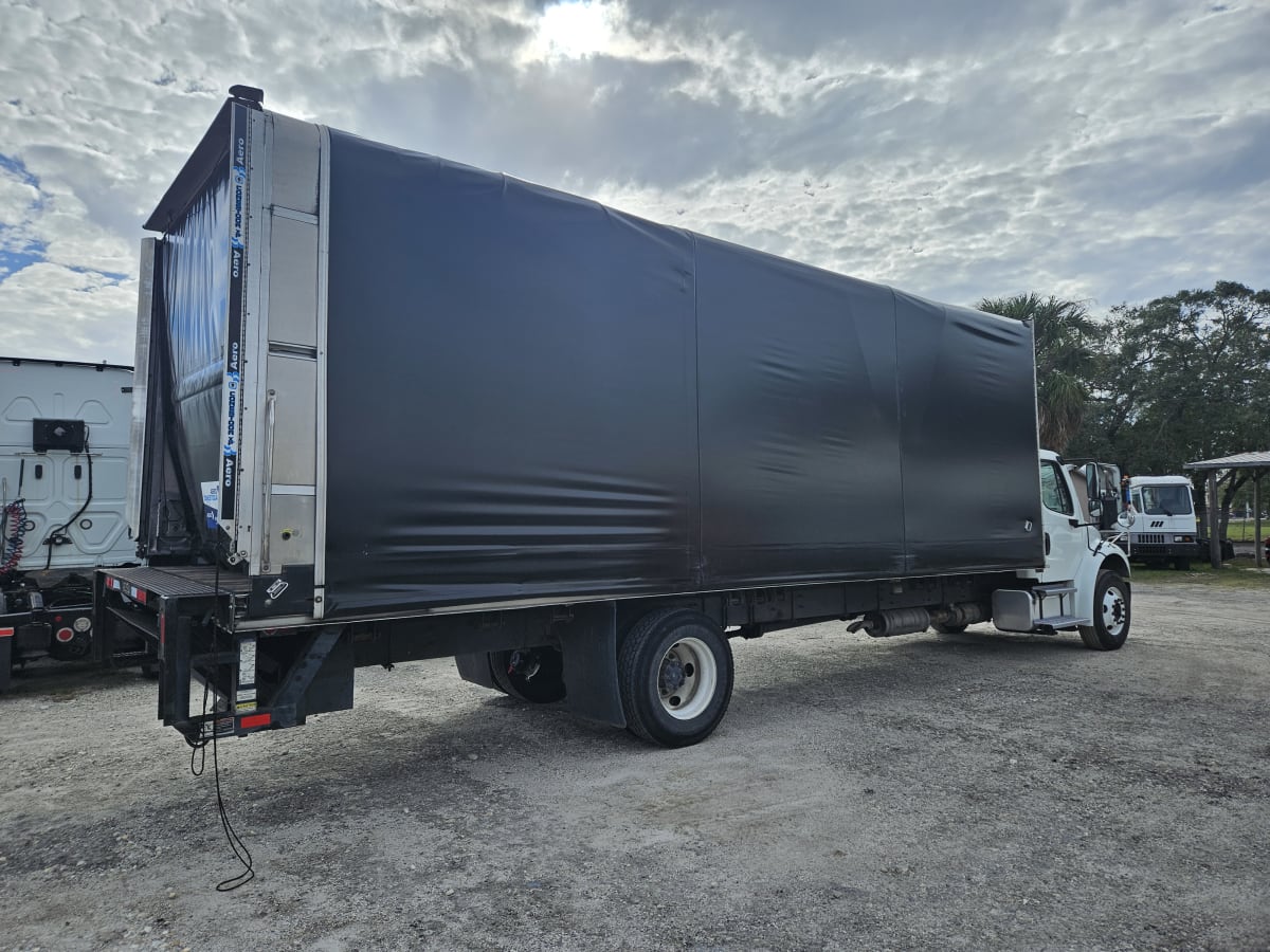 2015 Freightliner/Mercedes M2 106 310212