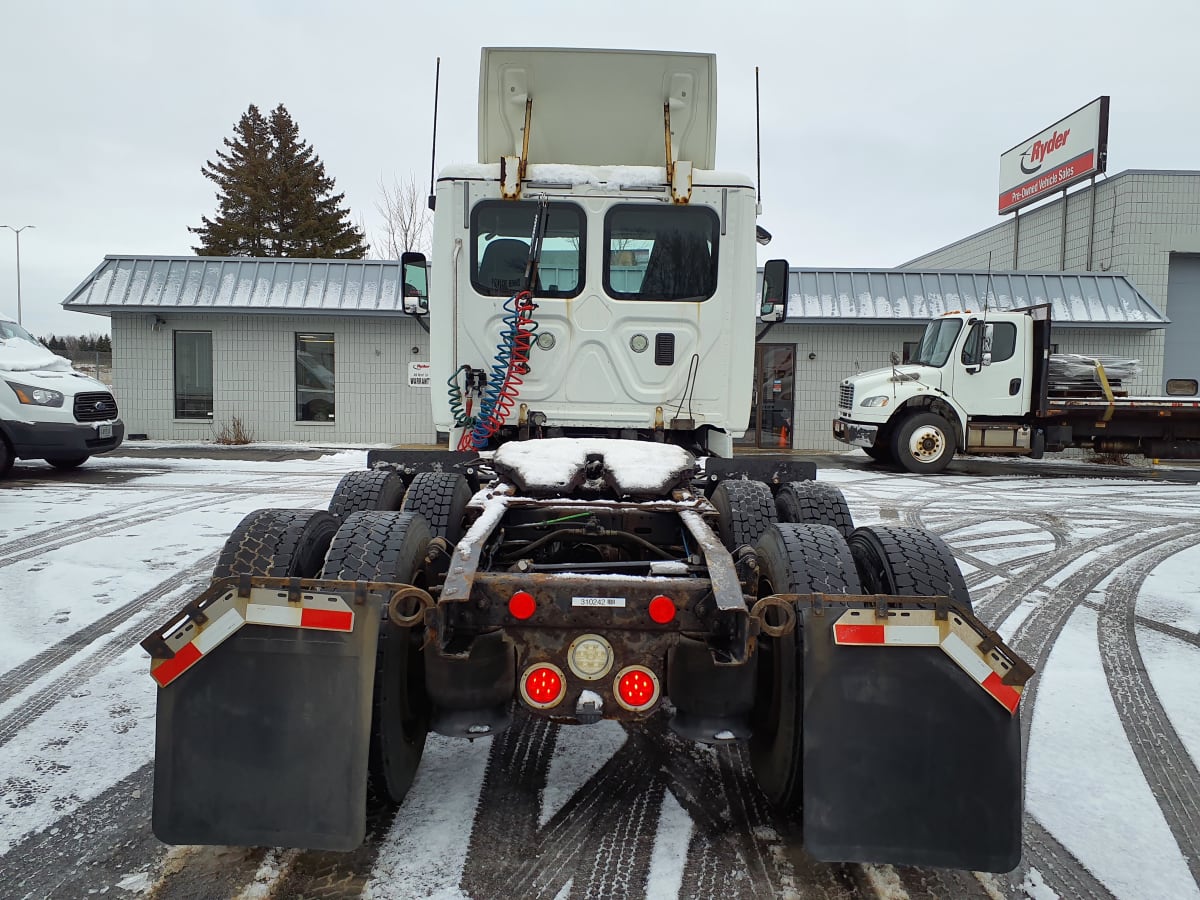 2015 Freightliner/Mercedes CASCADIA 125 310242