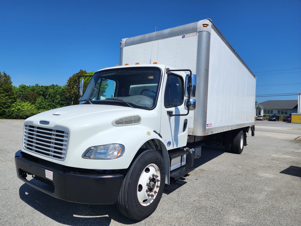 2015 Freightliner/Mercedes M2 106 310375