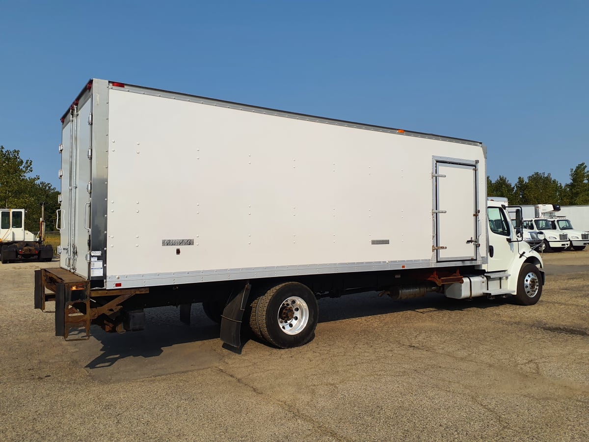 2015 Freightliner/Mercedes M2 106 310517