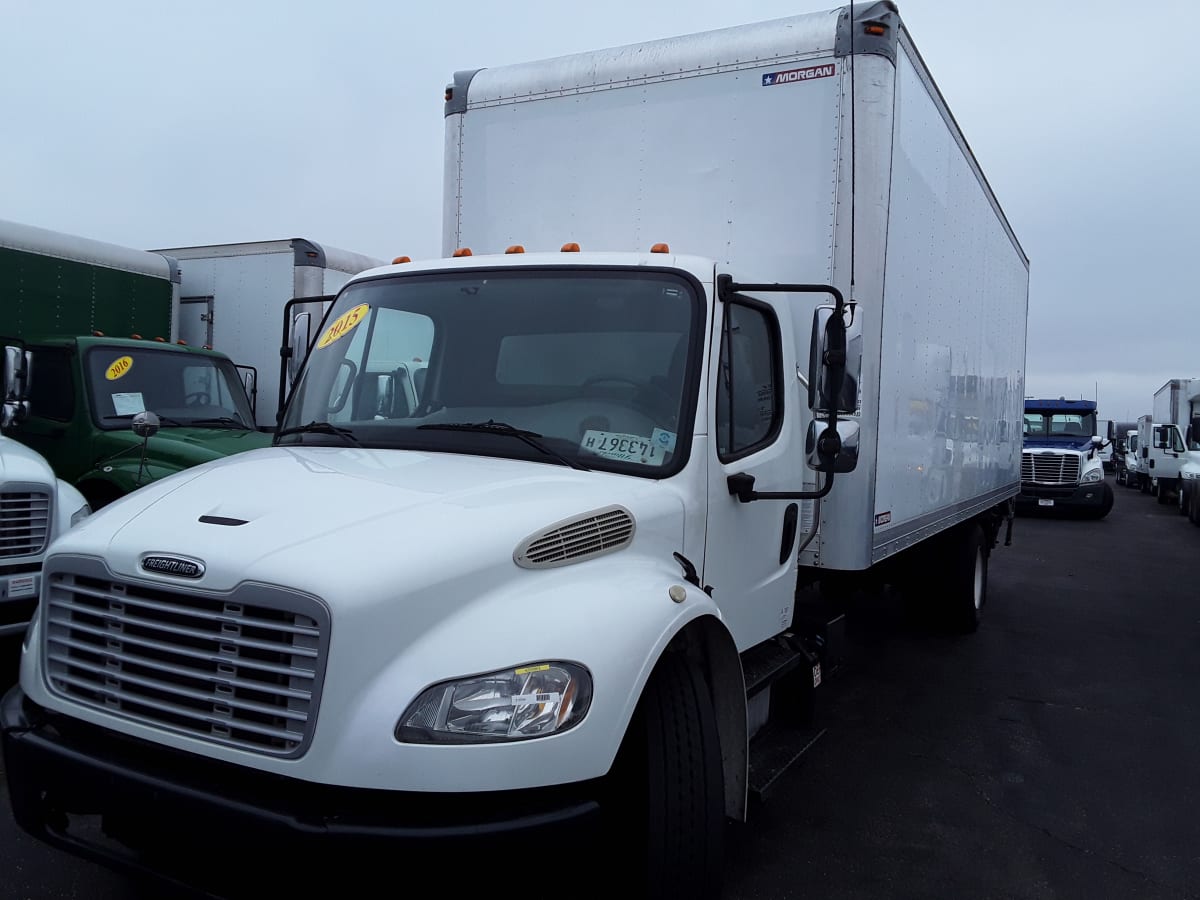 2015 Freightliner/Mercedes M2 106 310704