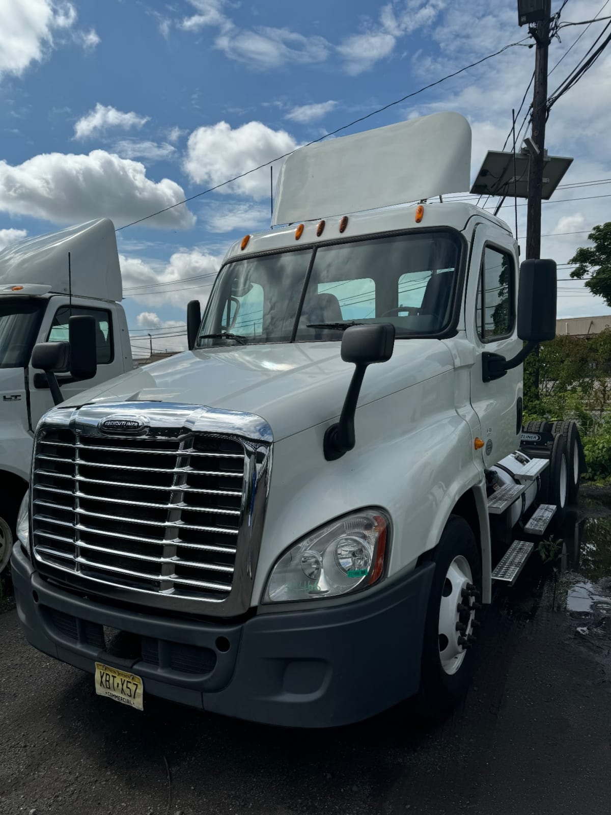 2014 Freightliner/Mercedes CASCADIA 125 311466