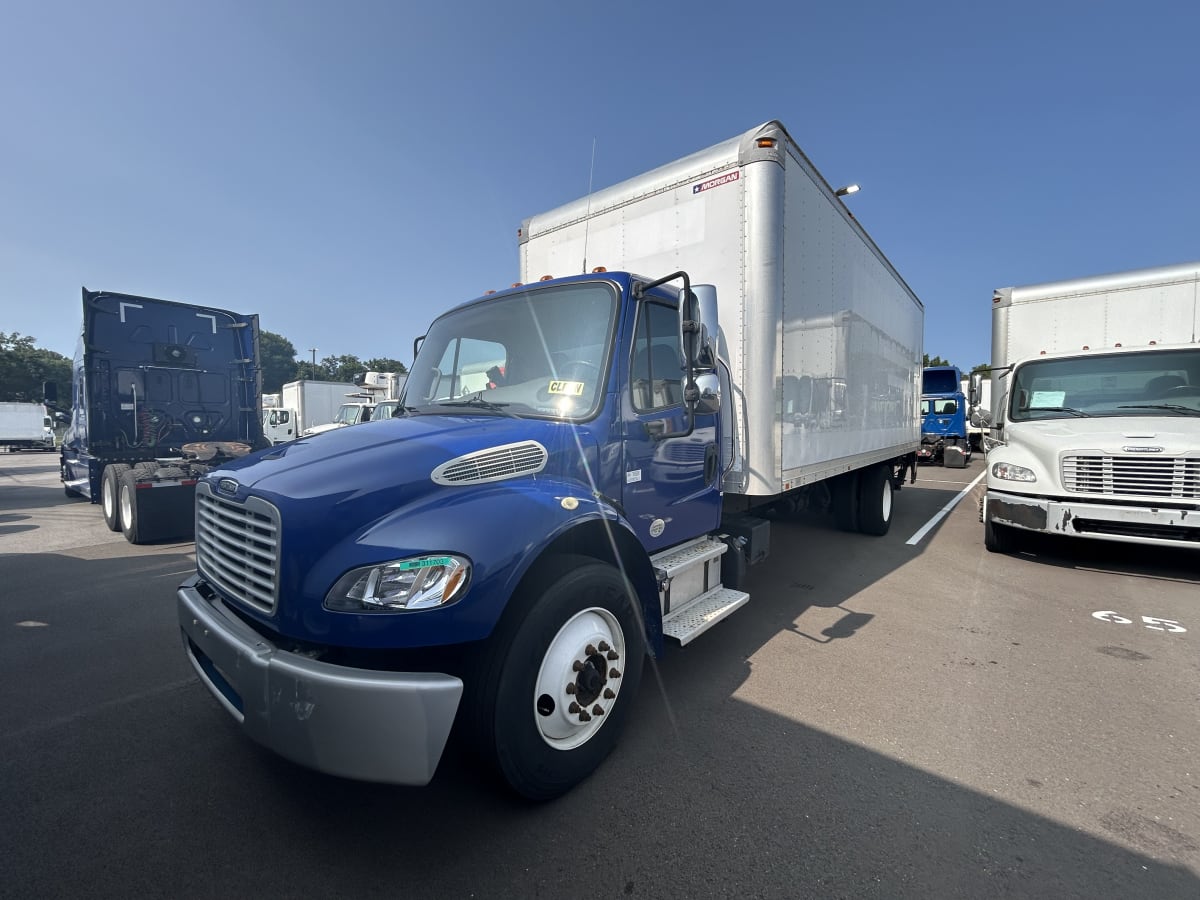 2015 Freightliner/Mercedes M2 106 311703