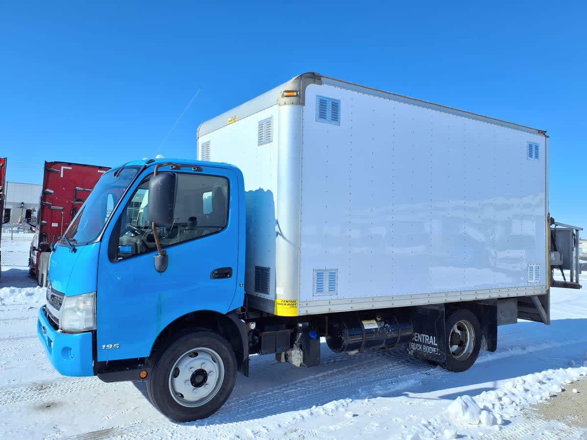 2015 Hino HINO 195 311842
