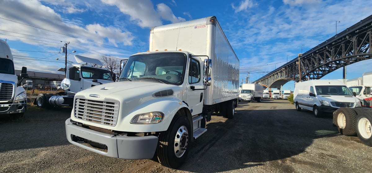 2015 Freightliner/Mercedes M2 106 312293