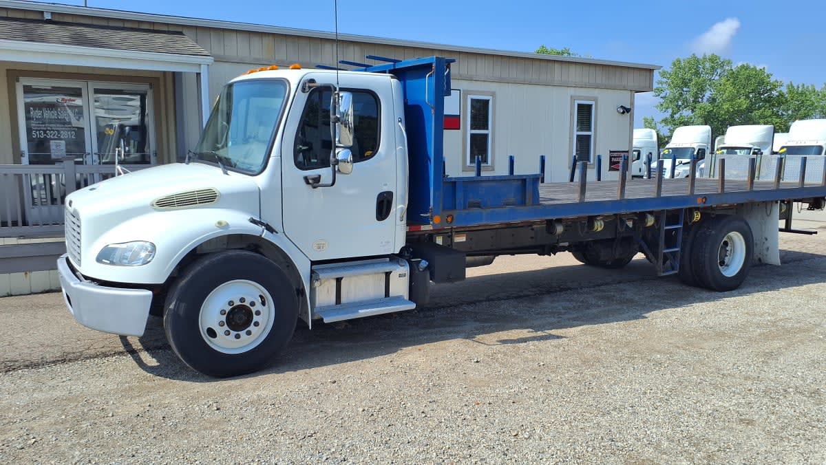 2014 Freightliner M2 106 in West Chester, OH