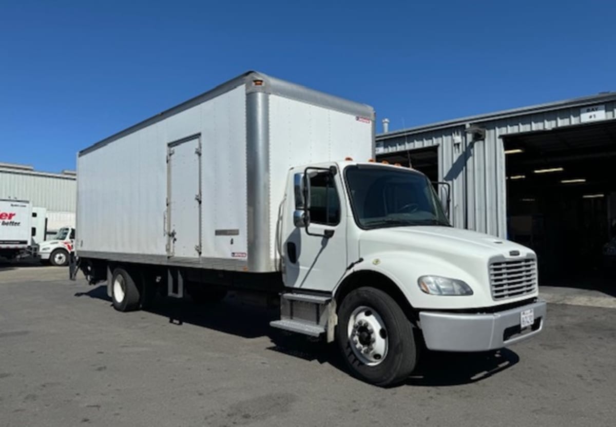 2015 Freightliner/Mercedes M2 106 312537