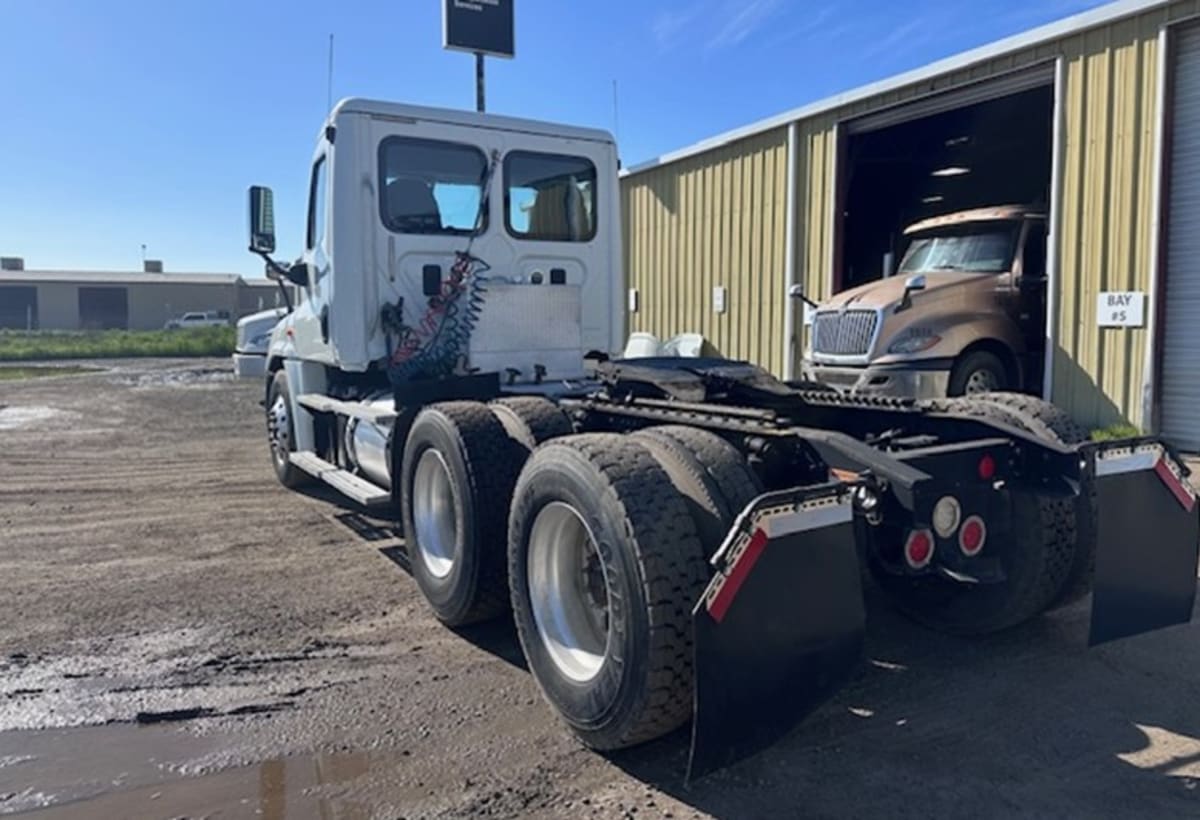 2015 Freightliner/Mercedes CASCADIA 125 312698