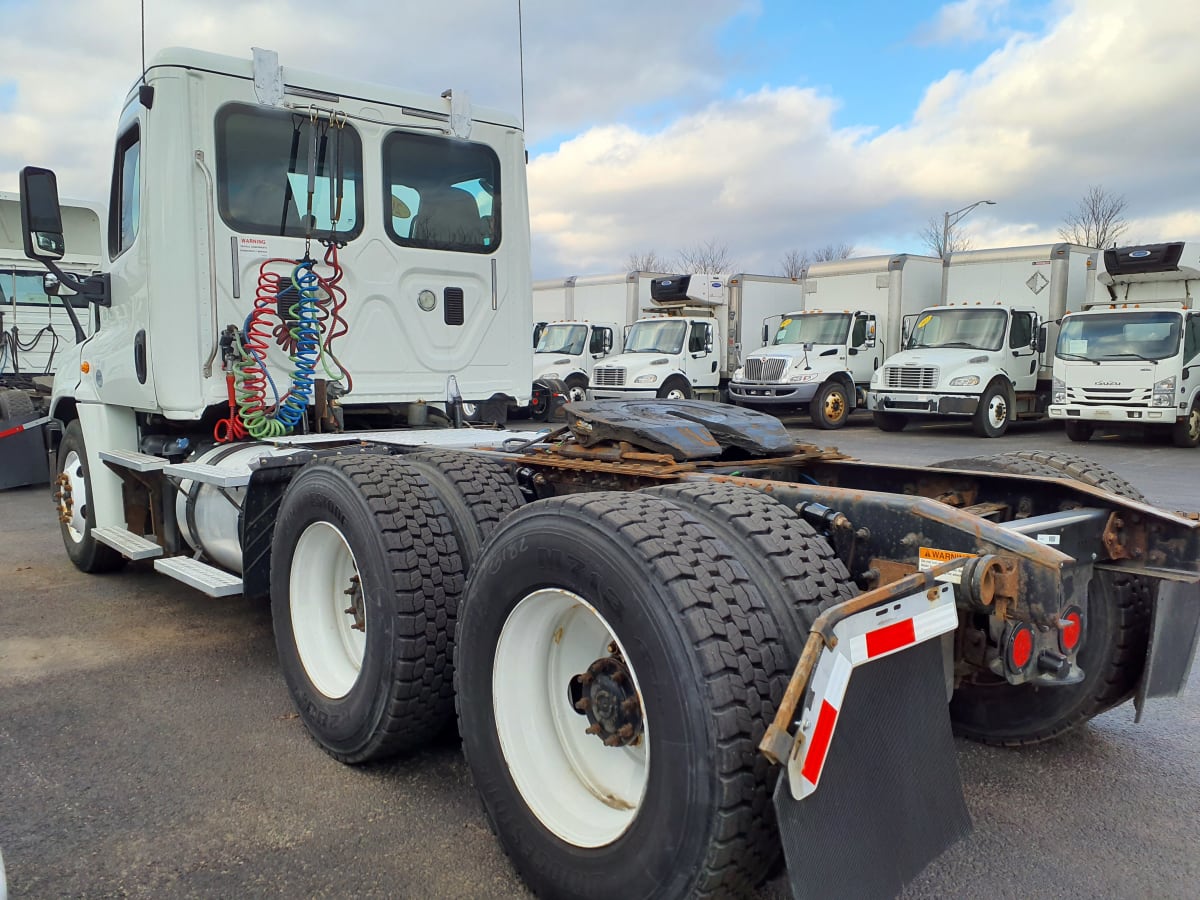 2015 Freightliner/Mercedes CASCADIA 125 313612