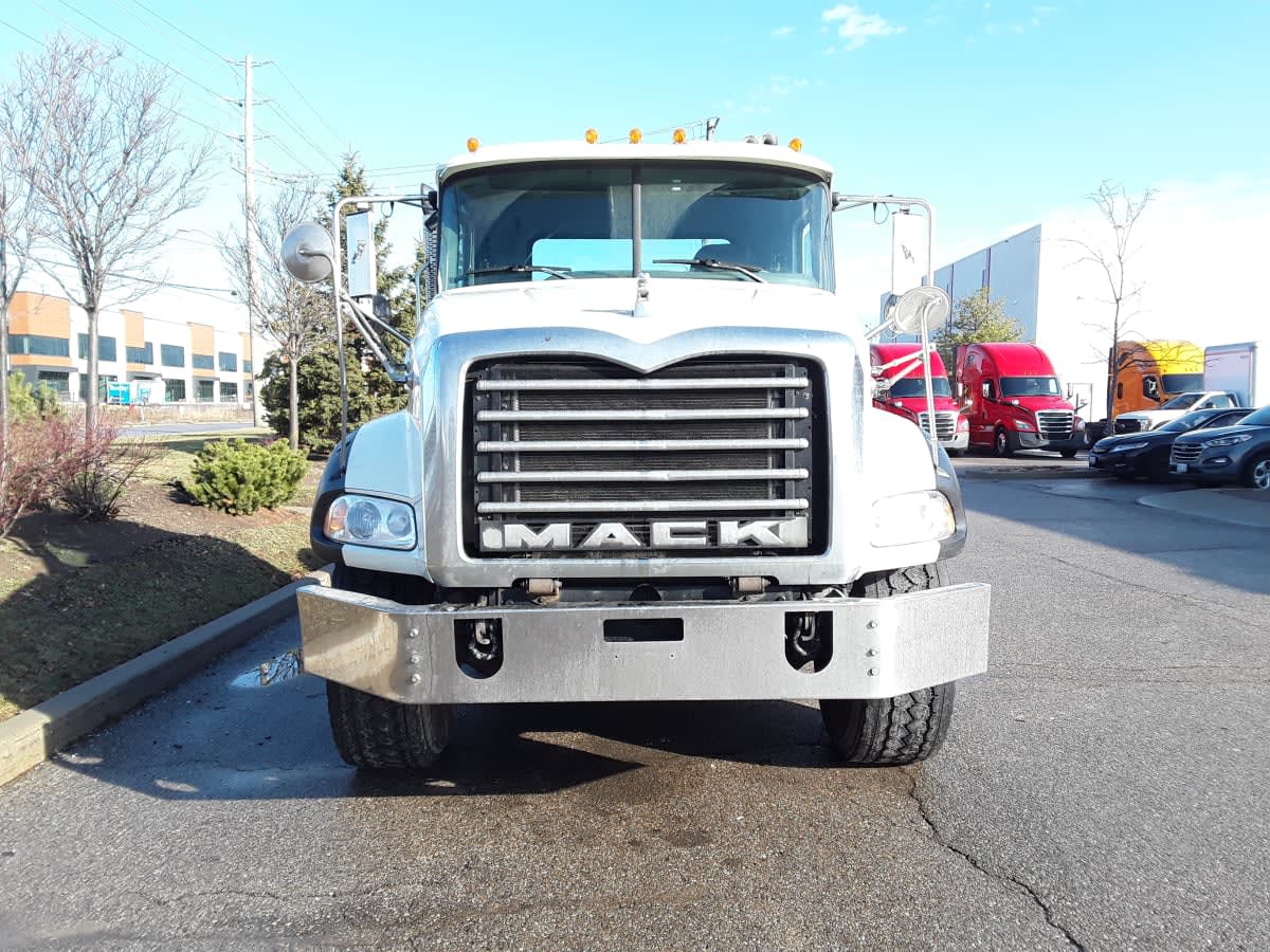 2015 Mack Trucks, Inc. GU813 314683
