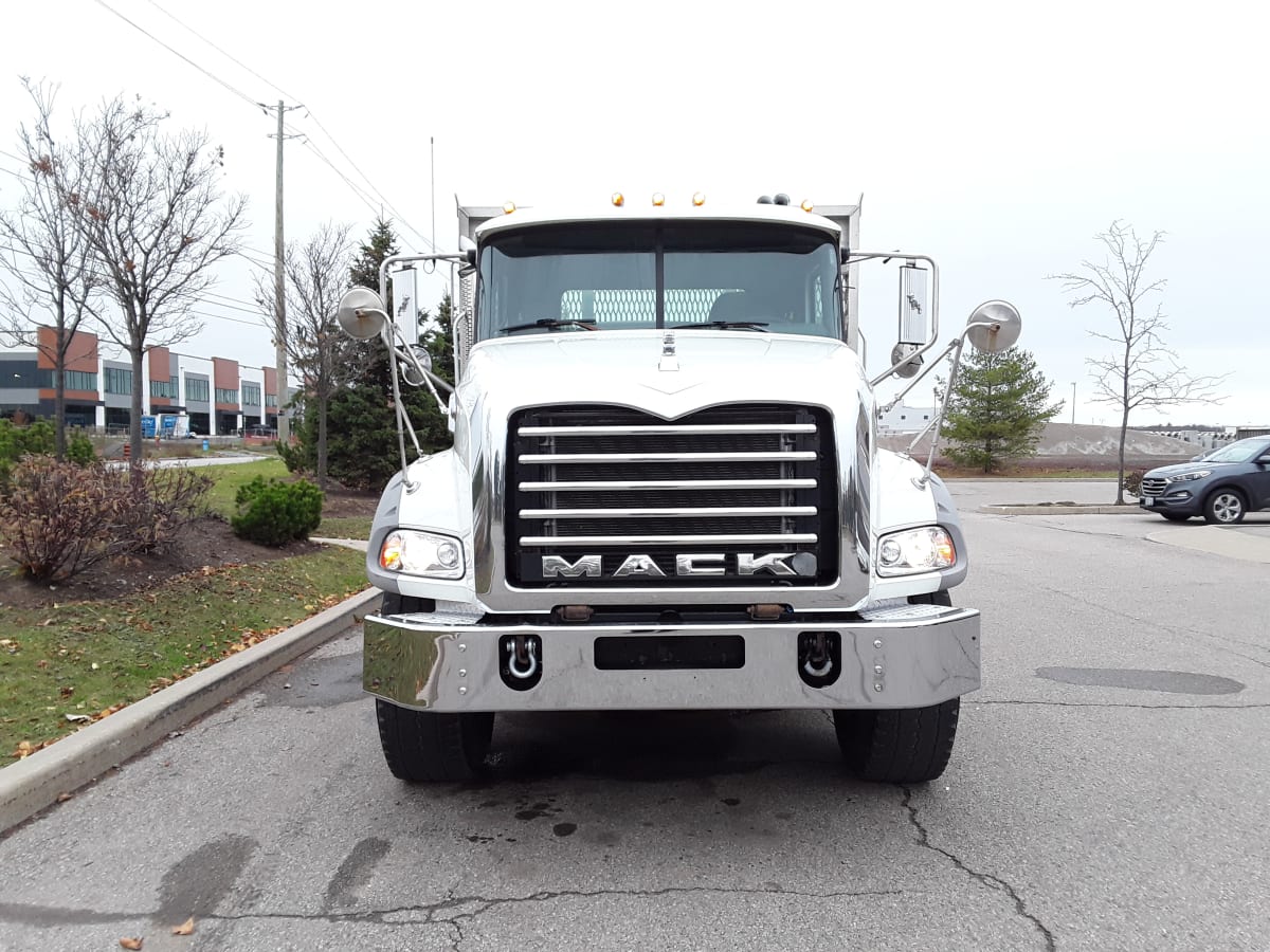 2015 Mack Trucks, Inc. GU813 314794