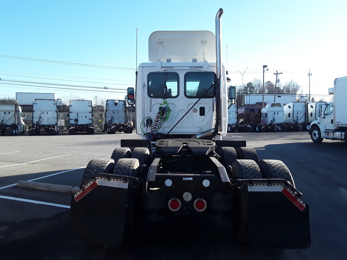 2014 Freightliner/Mercedes CASCADIA 125 320122