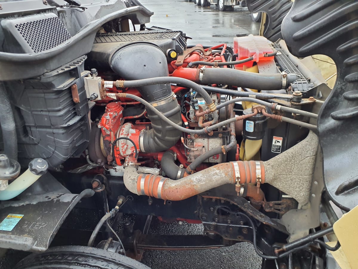 2015 Freightliner/Mercedes CASCADIA 125 320498