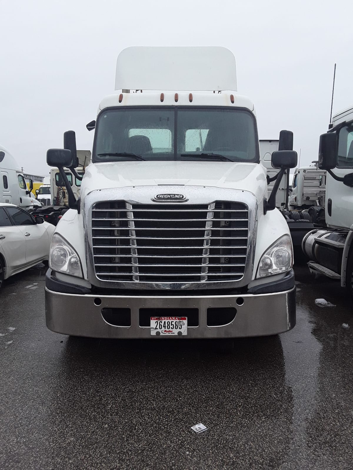 2014 Freightliner/Mercedes CASCADIA 125 320881