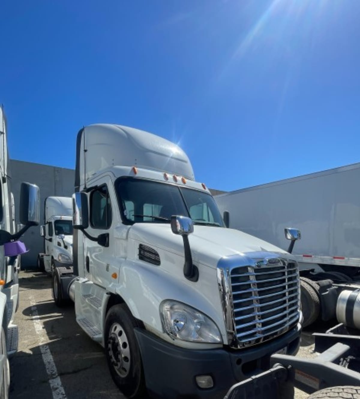 2014 Freightliner/Mercedes CASCADIA 113 321954