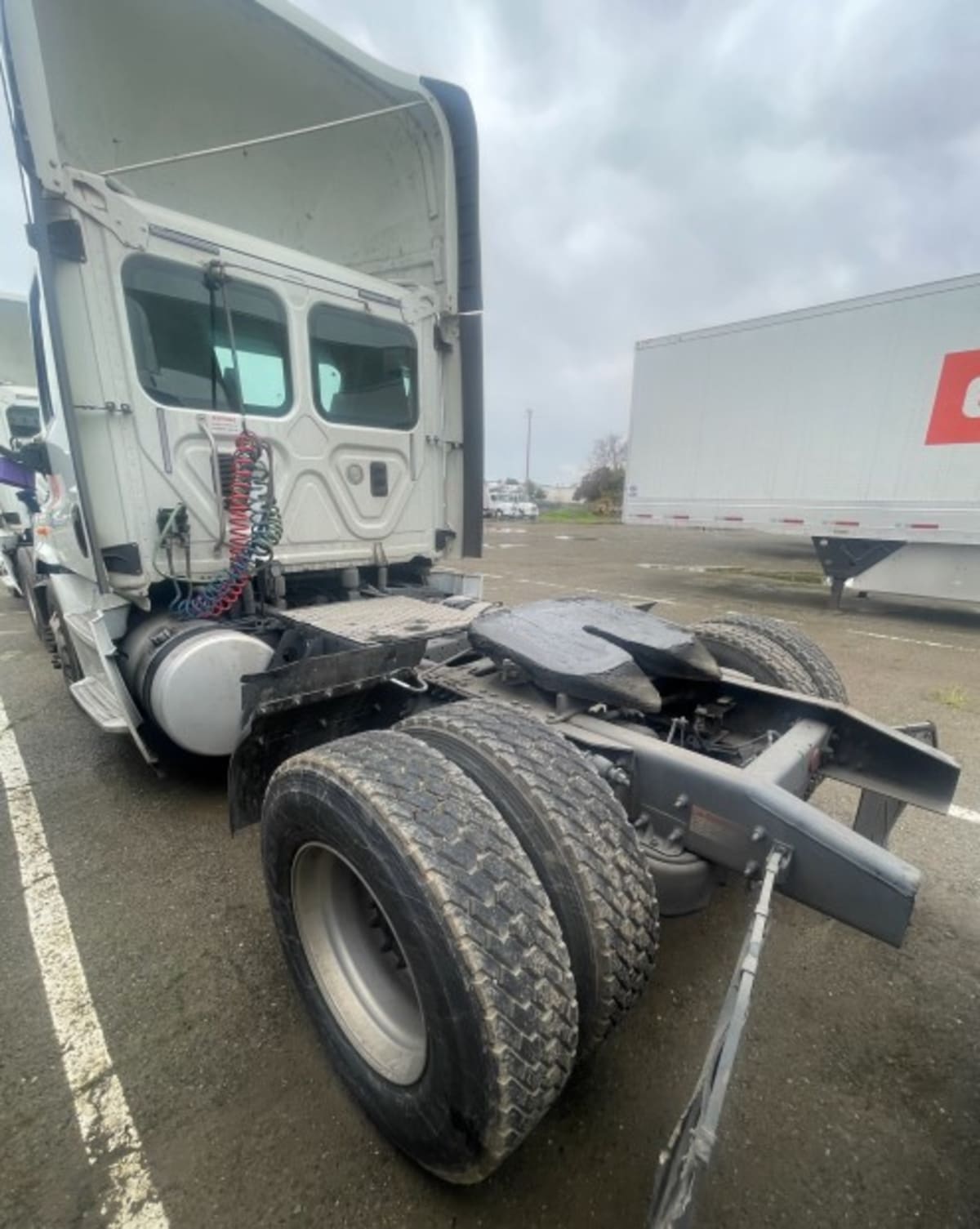 2014 Freightliner/Mercedes CASCADIA 113 322283