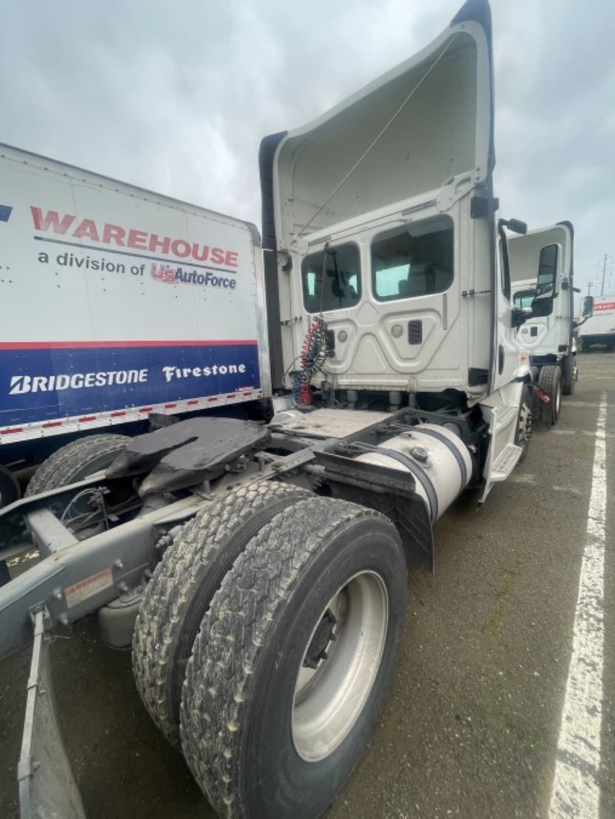 2014 Freightliner/Mercedes CASCADIA 113 322283