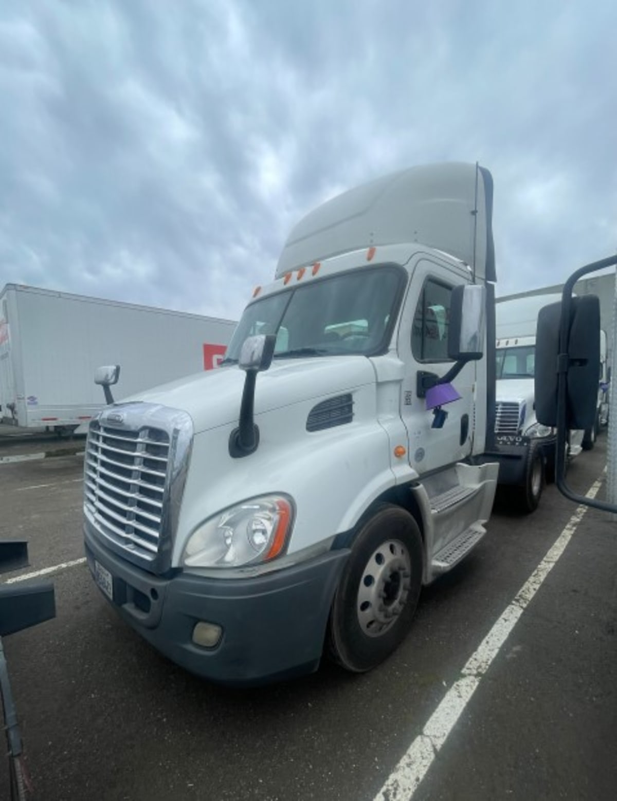 2014 Freightliner/Mercedes CASCADIA 113 322283