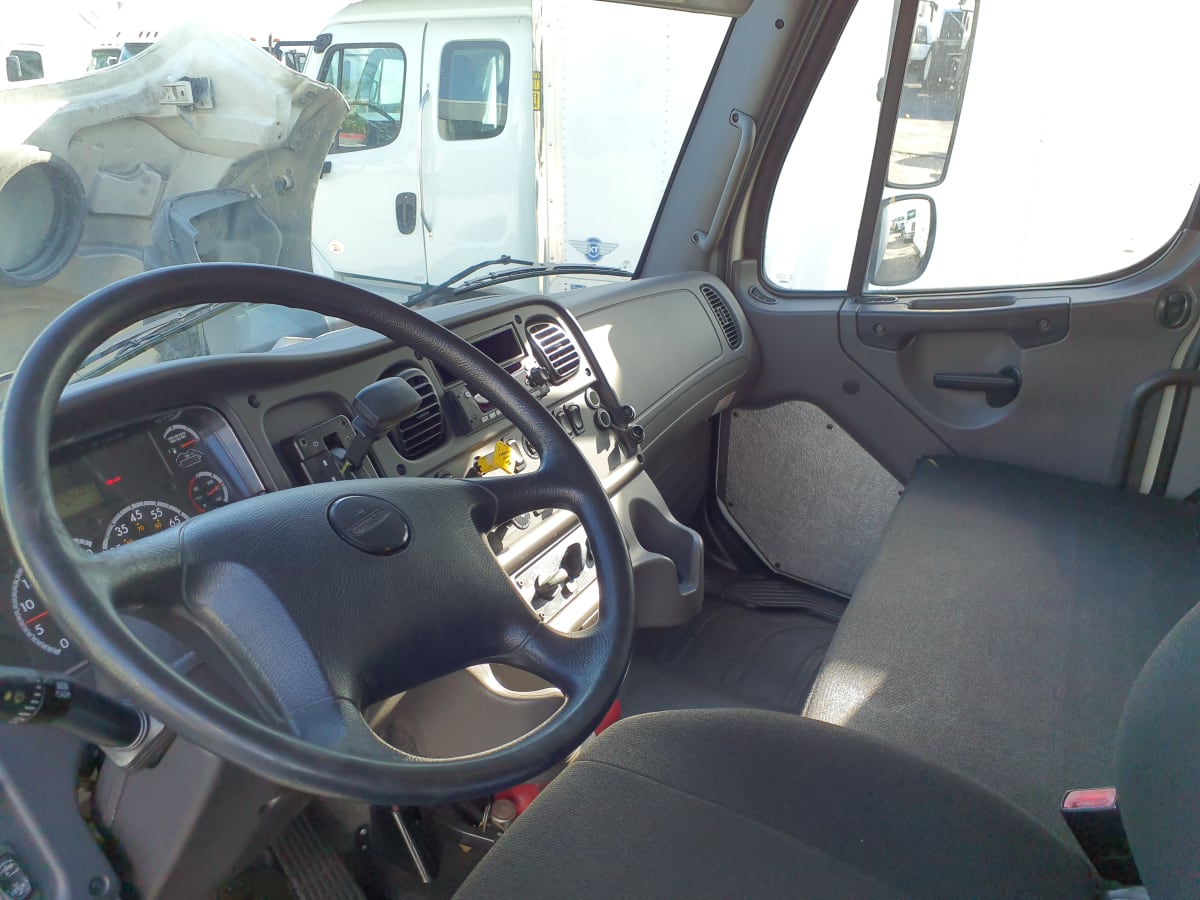 2015 Freightliner/Mercedes M2 106 322662