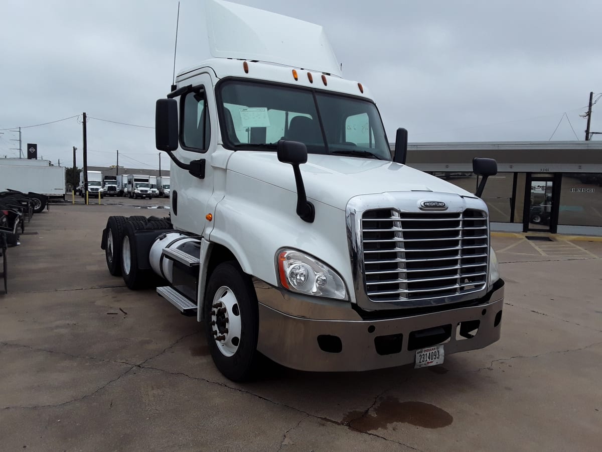 2015 Freightliner/Mercedes CASCADIA 125 322923