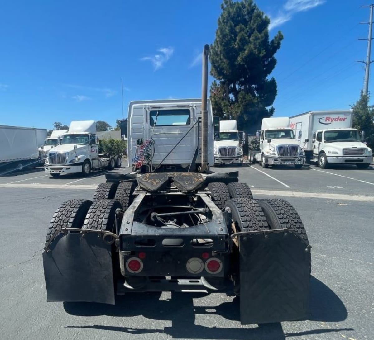 2015 Volvo VNL64TRACTOR 323817