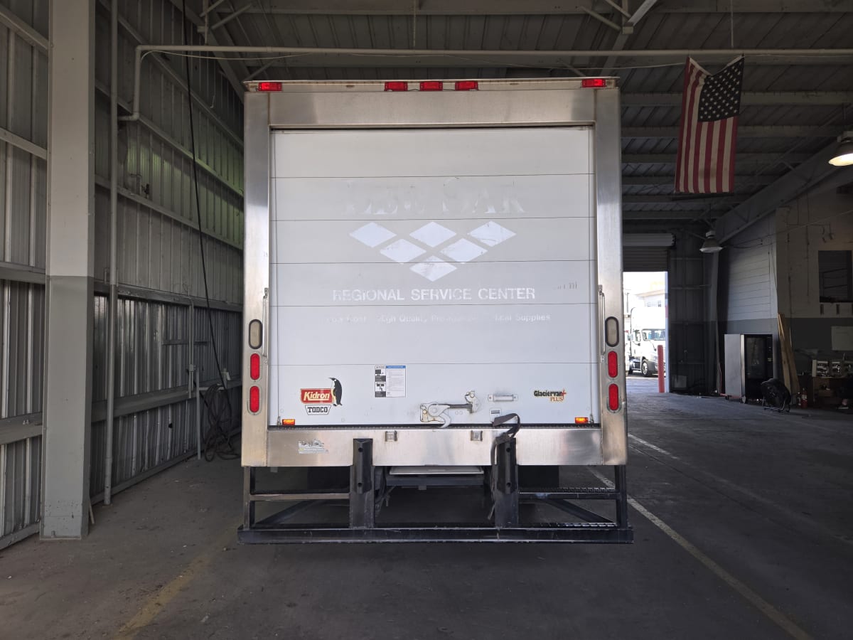 2015 Isuzu NRR 323997