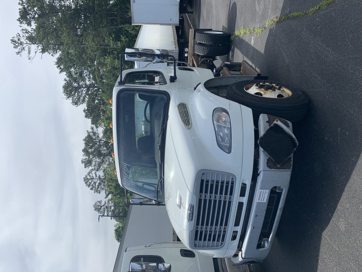 2014 Freightliner/Mercedes M2 106 324595