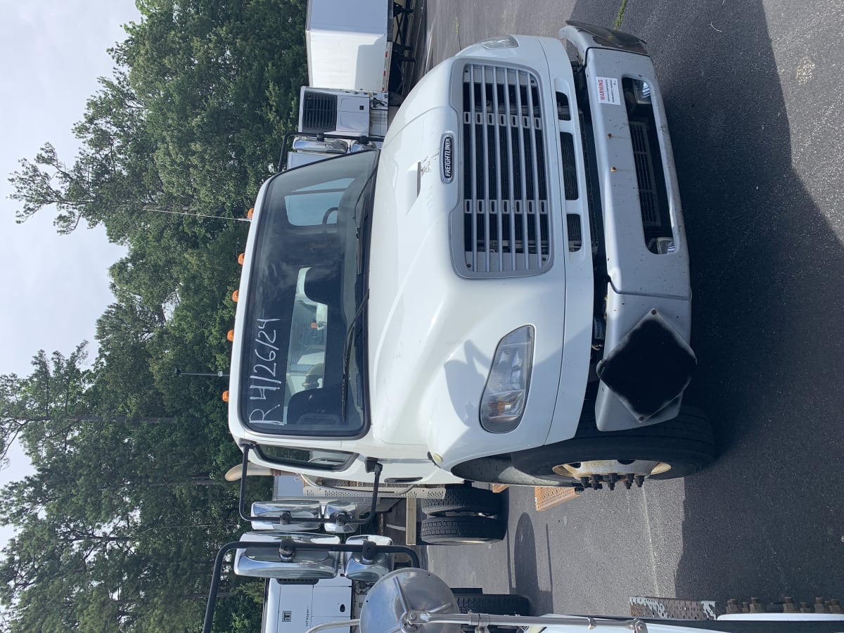 2014 Freightliner/Mercedes M2 106 324595