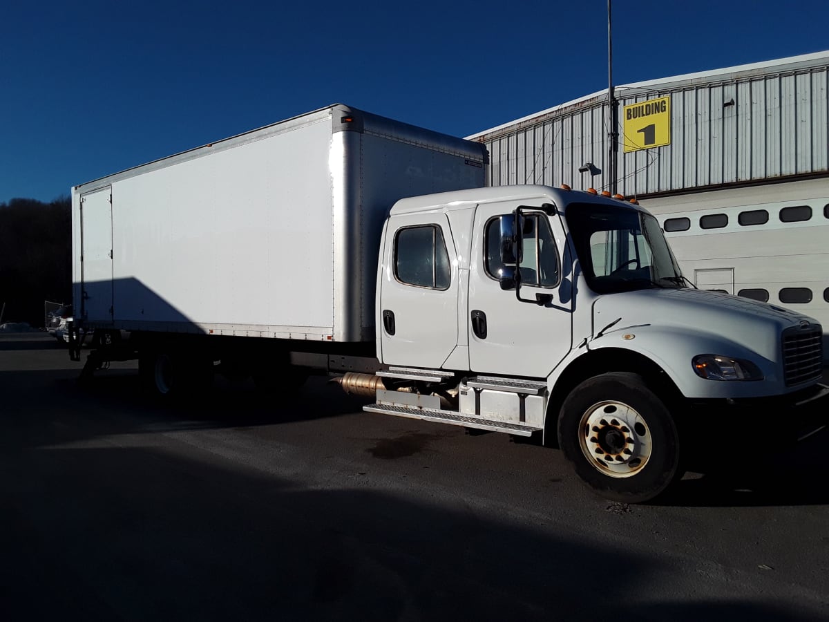 2015 Freightliner/Mercedes M2 106 325196