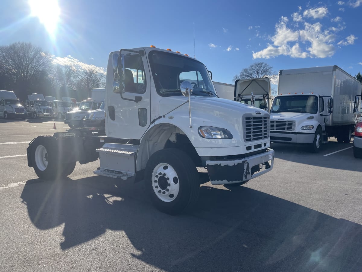 2015 Freightliner/Mercedes M2 106 325293