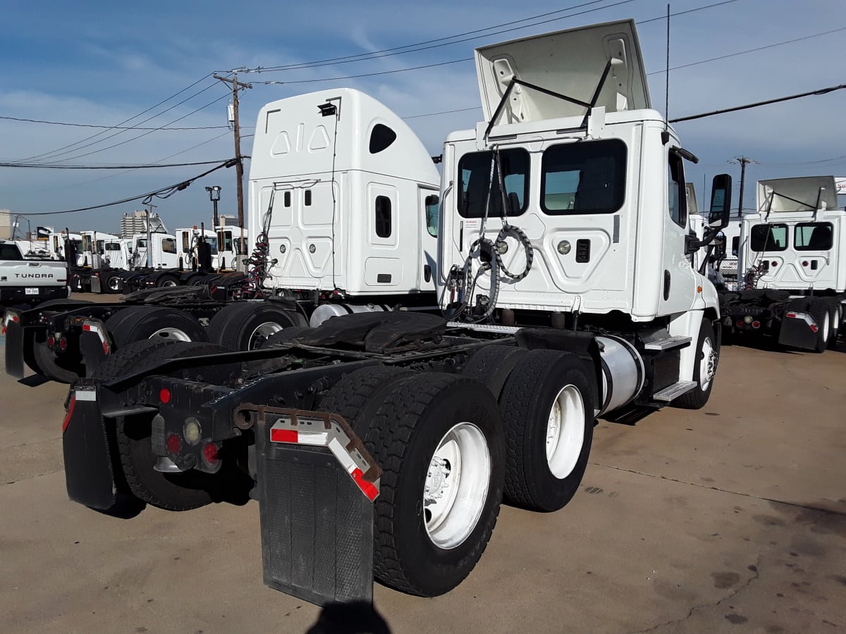 2015 Freightliner/Mercedes CASCADIA 125 325485