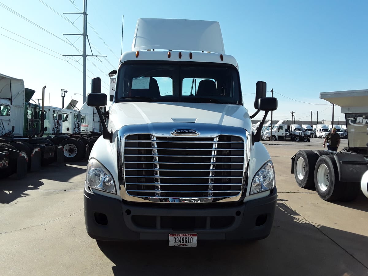 2015 Freightliner/Mercedes CASCADIA 125 325485