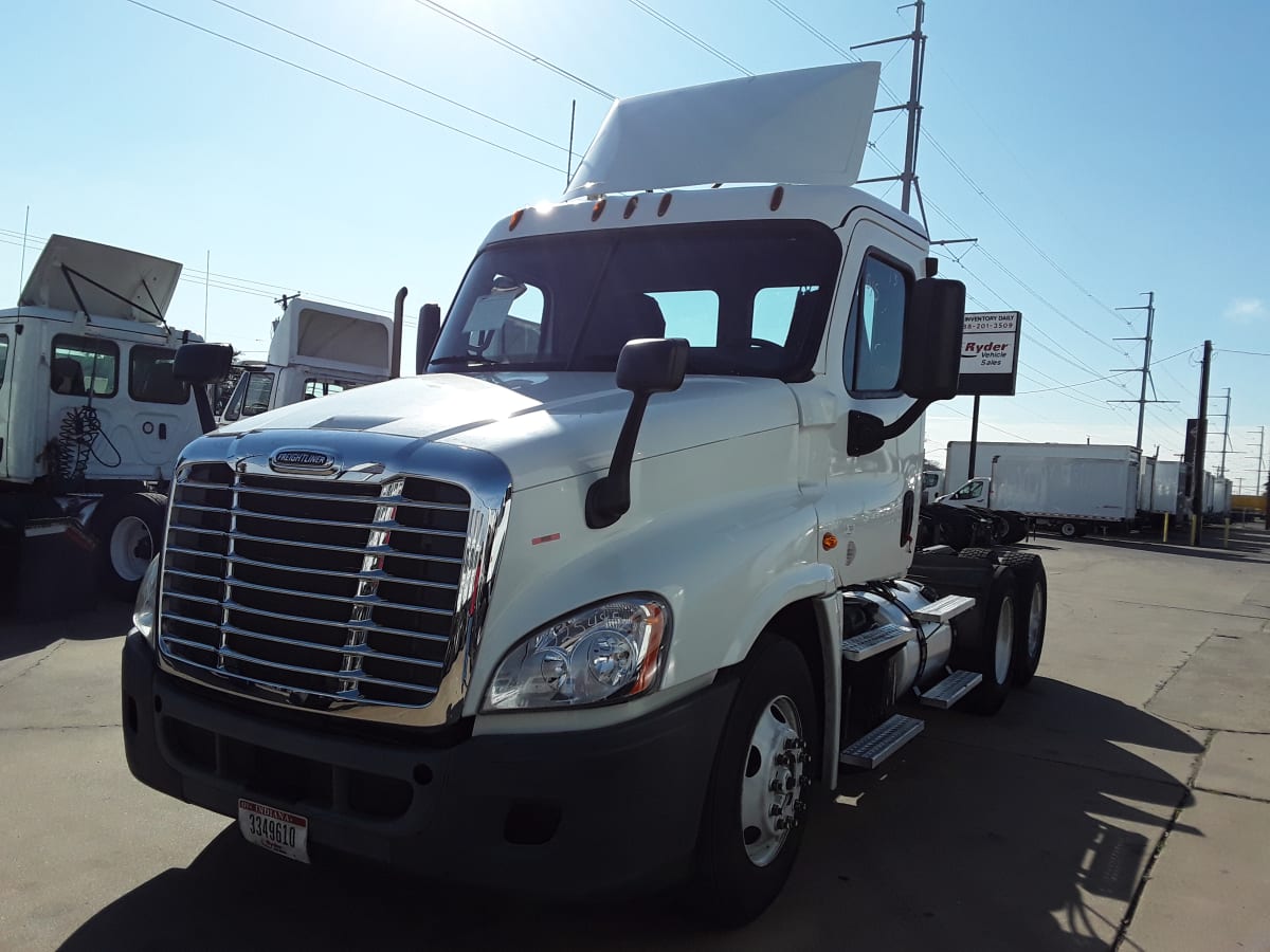 2015 Freightliner/Mercedes CASCADIA 125 325485