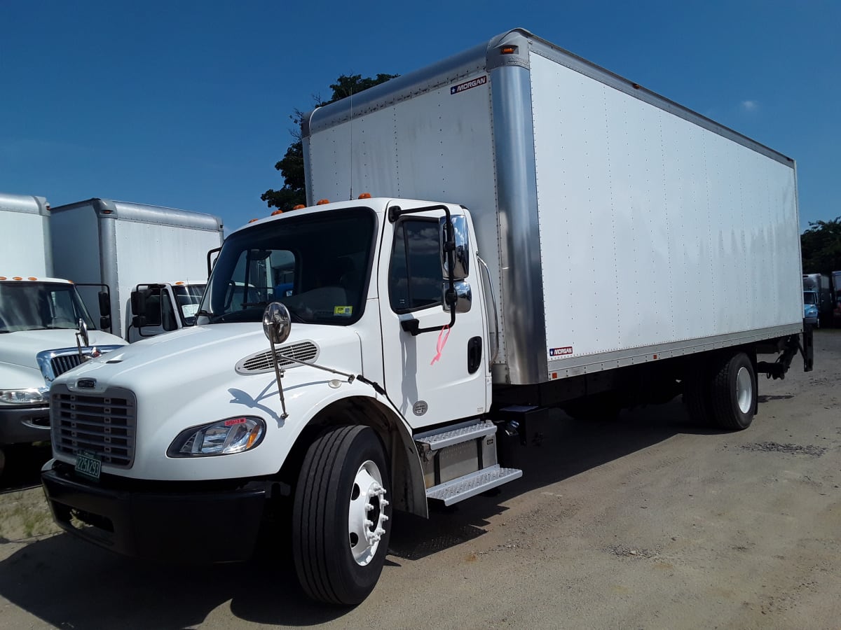 2015 Freightliner/Mercedes M2 106 325513