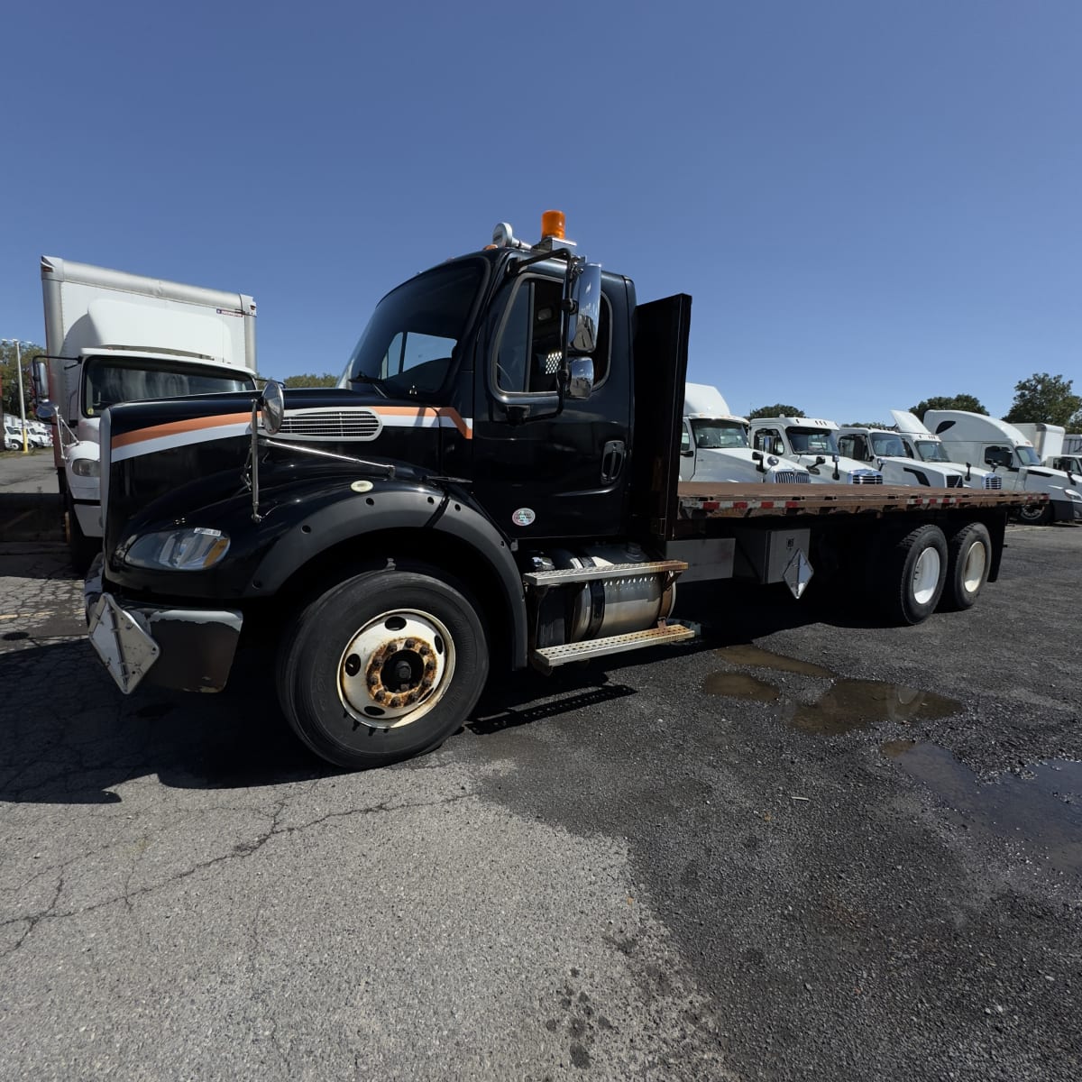 2015 Freightliner/Mercedes M2 112 325566