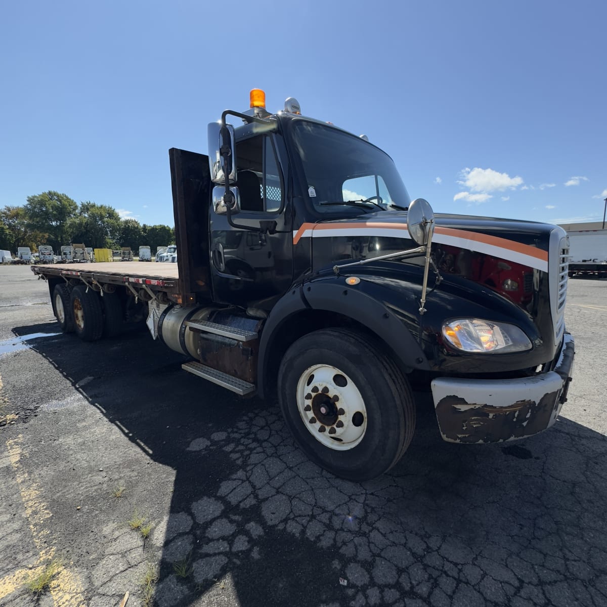 2015 Freightliner/Mercedes M2 112 325566