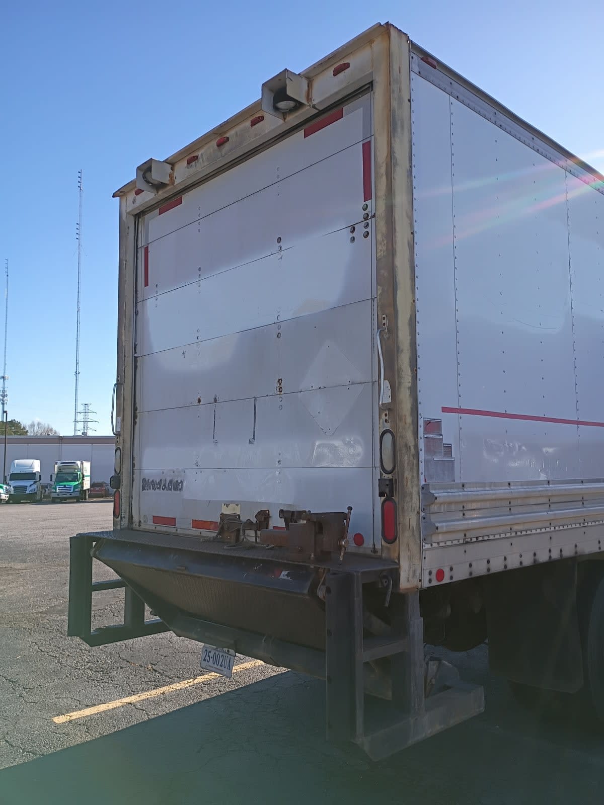 1999 Navistar International 4700 325860