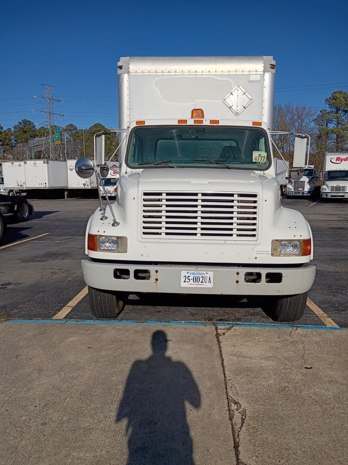 1999 Navistar International 4700 325860